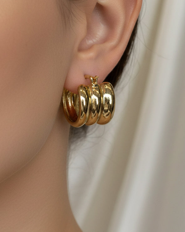 Dora EarringJewelryPosh Boutique