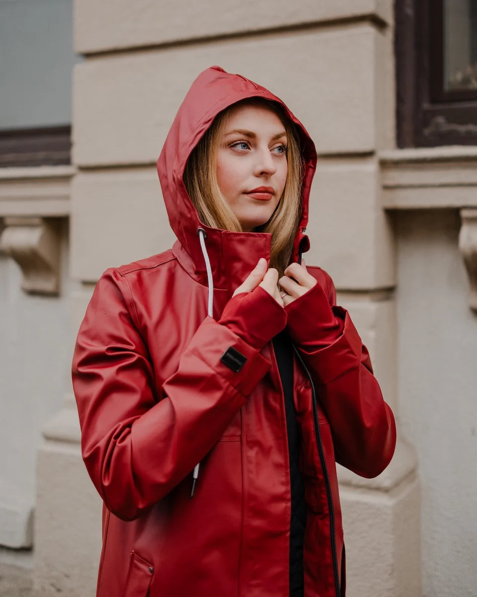 The Mernini Petite Raincoat