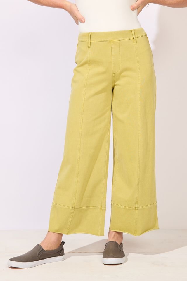 Comfort Crop JeanBottomsPosh Boutique