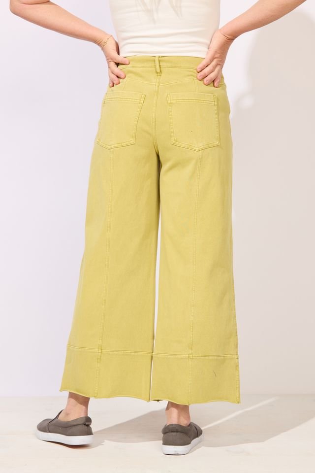 Comfort Crop JeanBottomsPosh Boutique