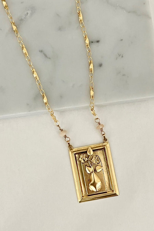 Flora NecklacePosh Boutique