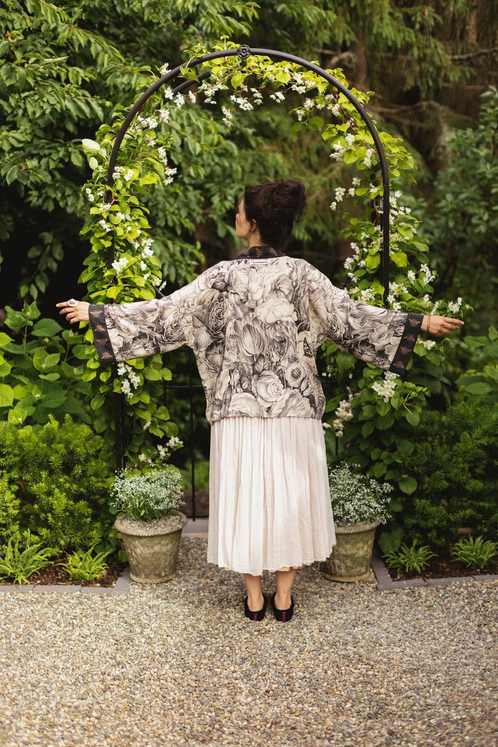 Honey & The Moon Cropped KimonoPosh Boutique