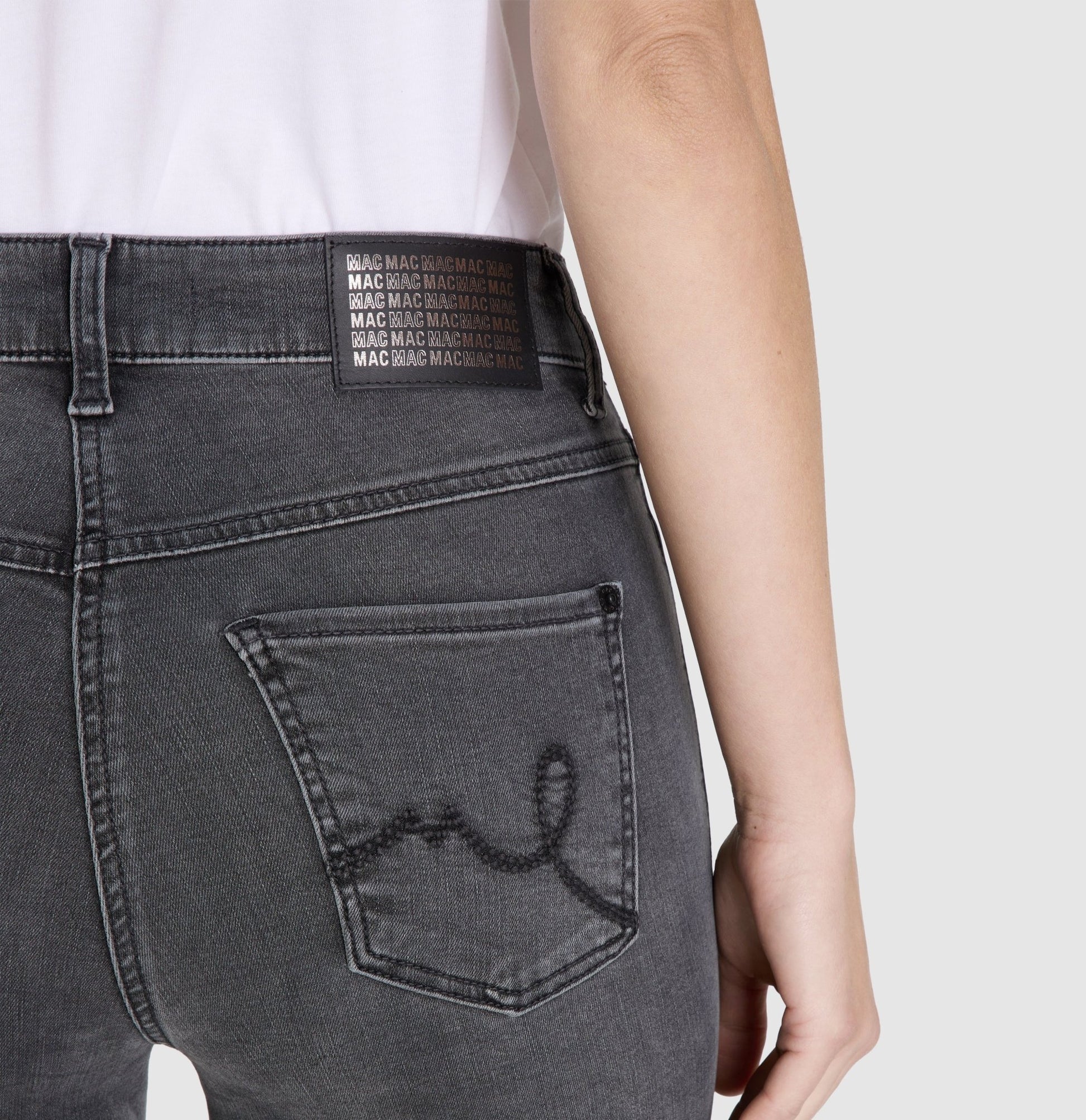 Laura Flared JeansPosh Boutique