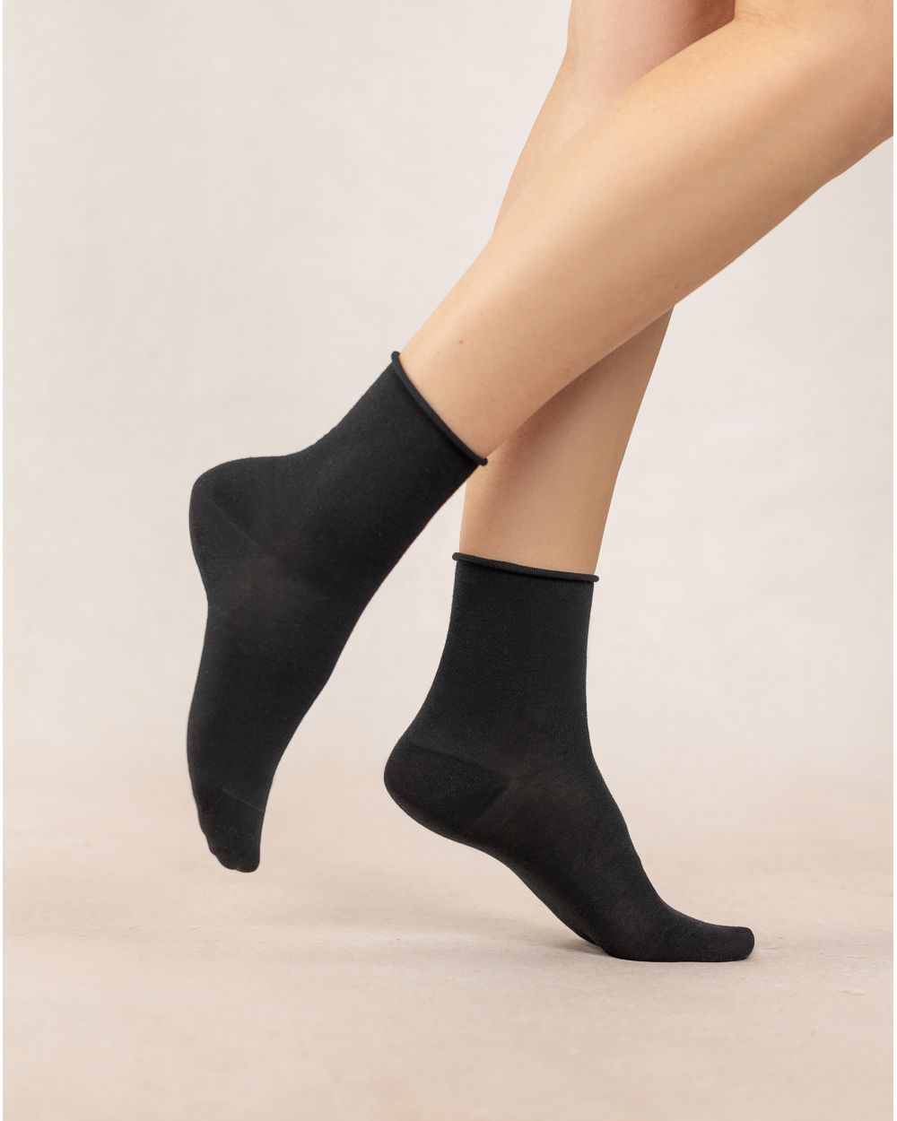 Velvety Cotton Roll Top Socks