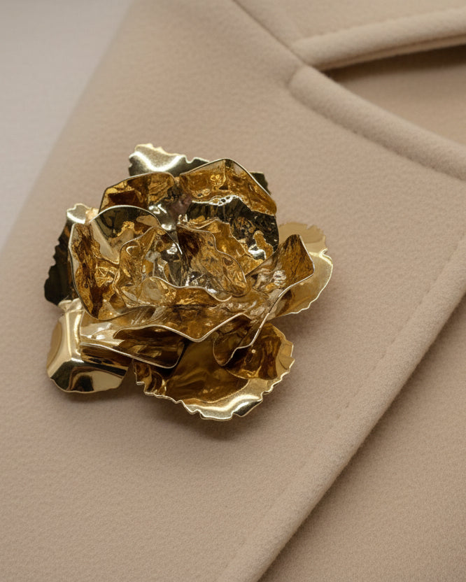 Rosy BroochPosh Boutique