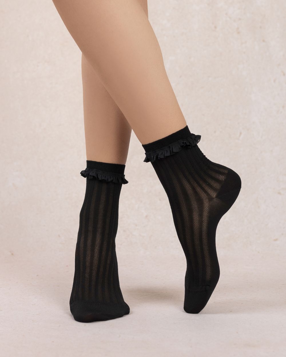 Ruffled Ankle SocksPosh Boutique