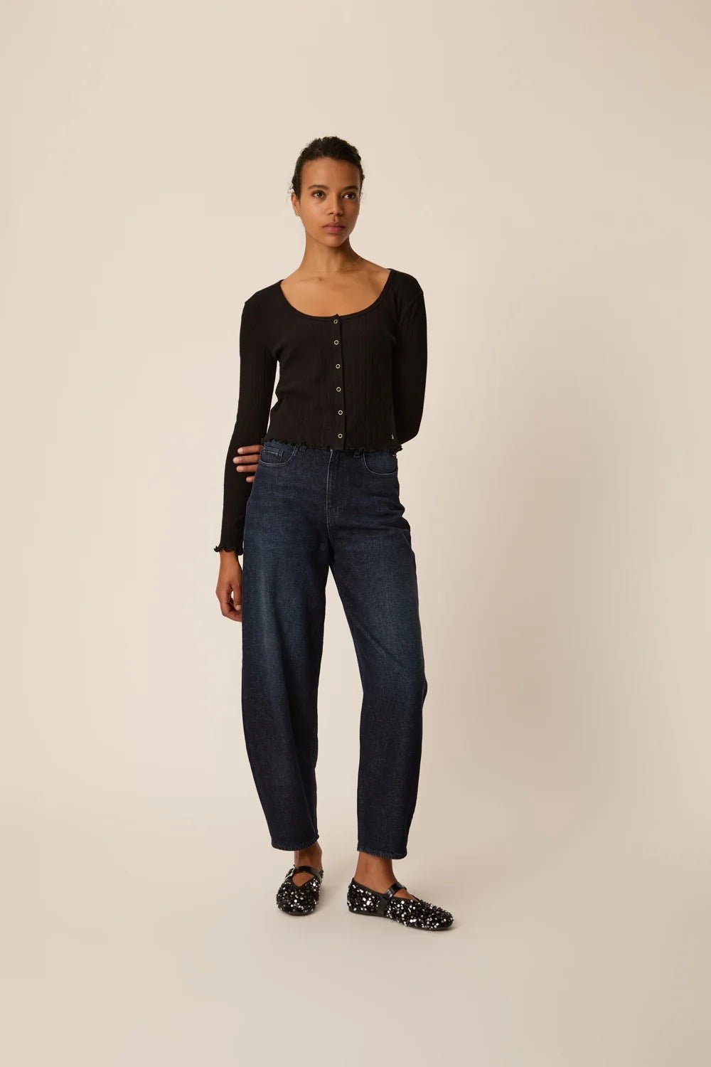 Zoe Black T-ShirtTopsPosh Boutique